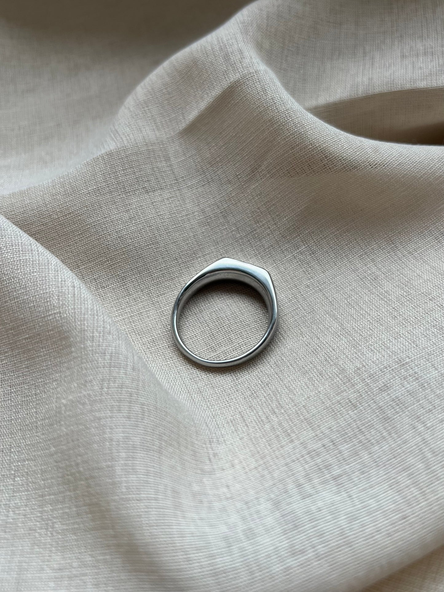 Ring Luca