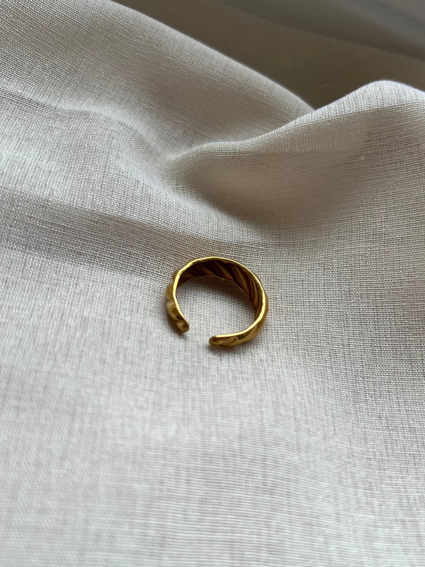 Ring Yuna