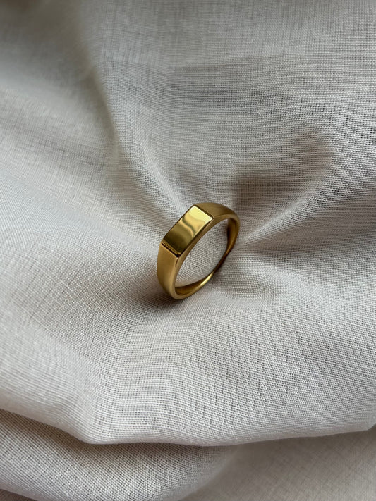 Ring Luca