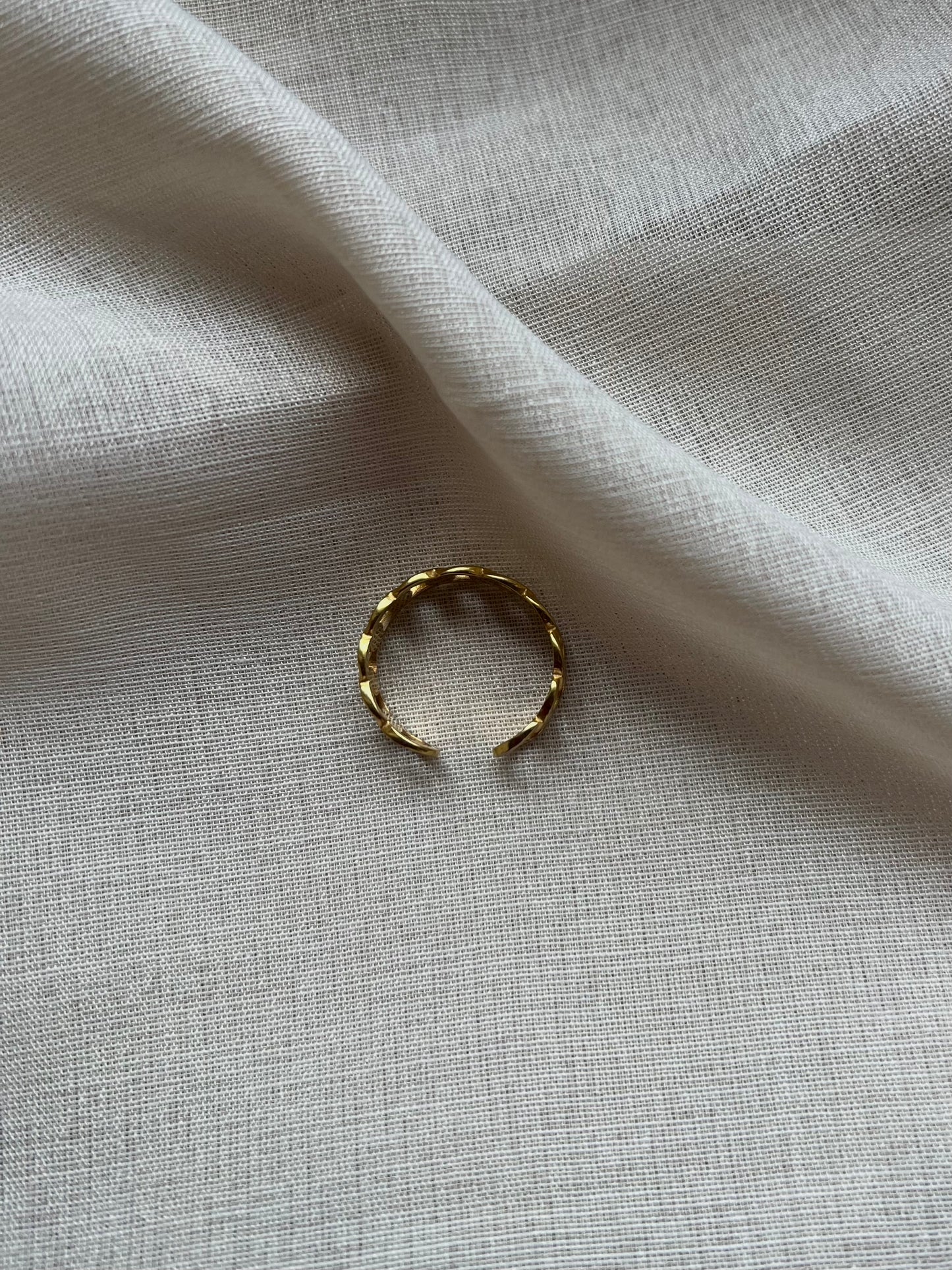 Ring Nora