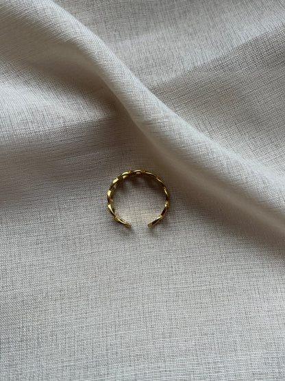Ring Nora